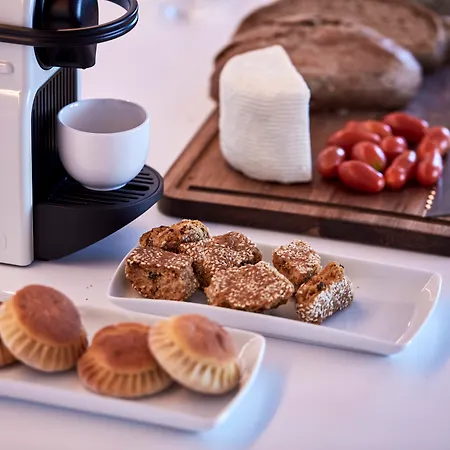 Astra 4* Imerovigli (Santorini)