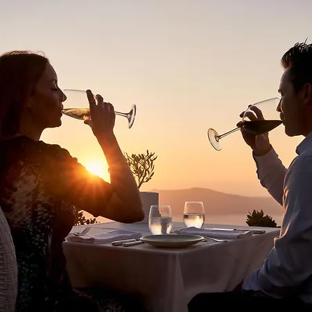 Astra Hotel Imerovigli (Santorini)