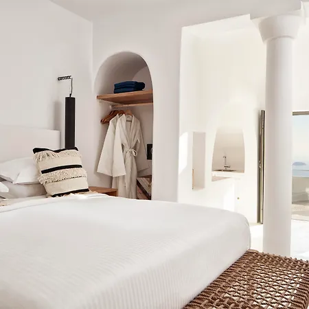 Astra Hotel Imerovigli (Santorini)