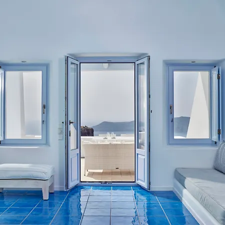 Astra Hotel 4*