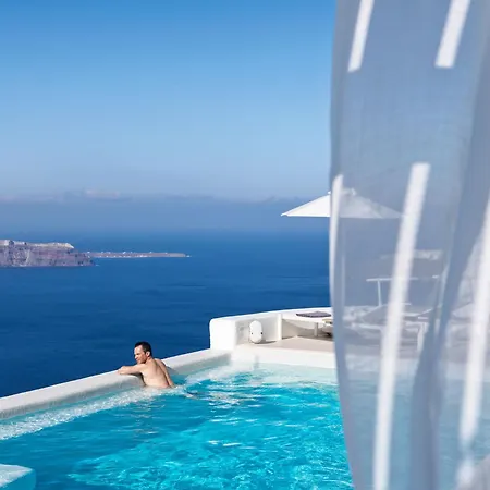 Astra Hotel 4*