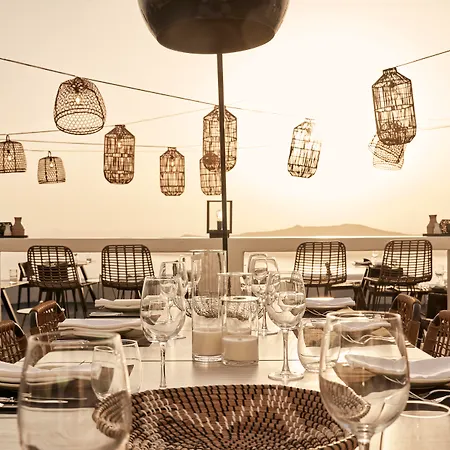 Astra 4* Imerovigli (Santorini)