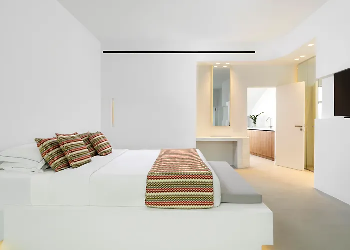 Astra 4* Imerovigli (Santorini)