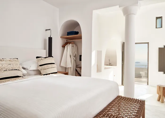 Astra Hotel Imerovigli (Santorini)